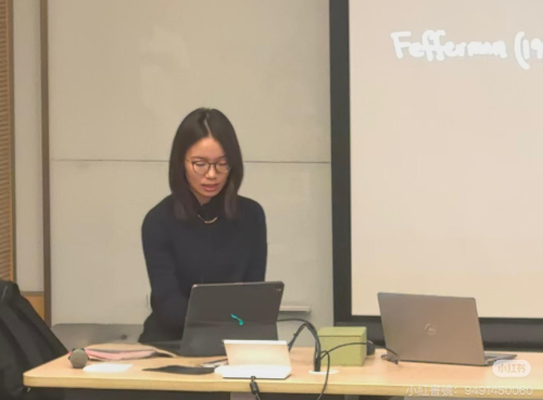 90后女数学家王虹在港大演讲,吸引学生逼爆讲堂 90后女数学家王虹在港大演讲,吸引学生逼爆讲堂