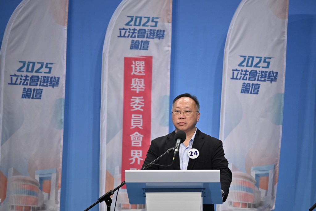 同样连任的选委界议员、城市规划师林筱鲁。 同样连任的选委界议员、城市规划师林筱鲁。