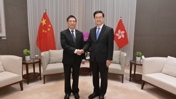 李家超与越南副总理胡德福会面 李家超与越南副总理胡德福会面