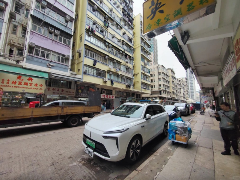 事主叹称“刚吃第一口午饭就收到了邮件”。 事主叹称“刚吃第一口午饭就收到了邮件”。