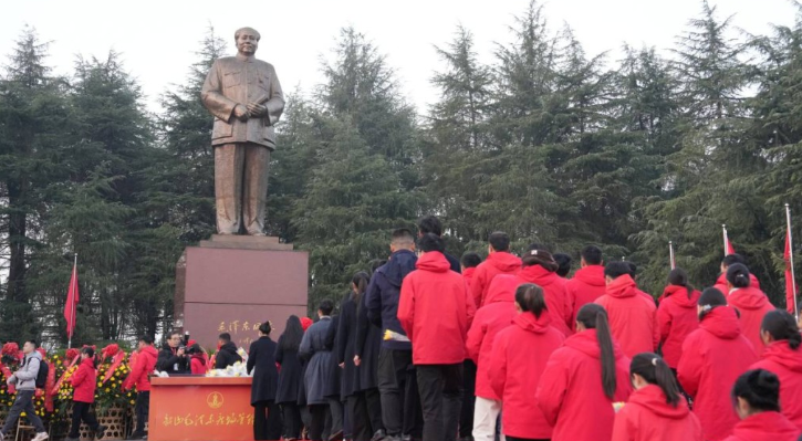 毛泽东诞辰132周年 毛泽东诞辰132周年