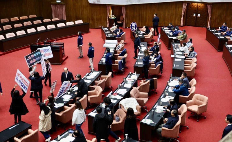 20251226004255 20251226004255