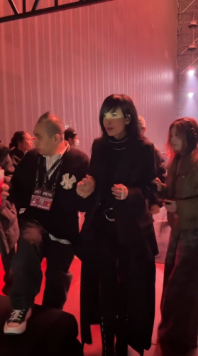 周慧敏1 周慧敏1