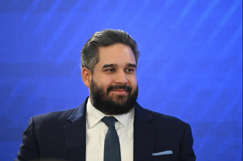 格拉呼吁委内瑞拉人民上街抗议美军入侵。法新社 格拉呼吁委内瑞拉人民上街抗议美军入侵。法新社