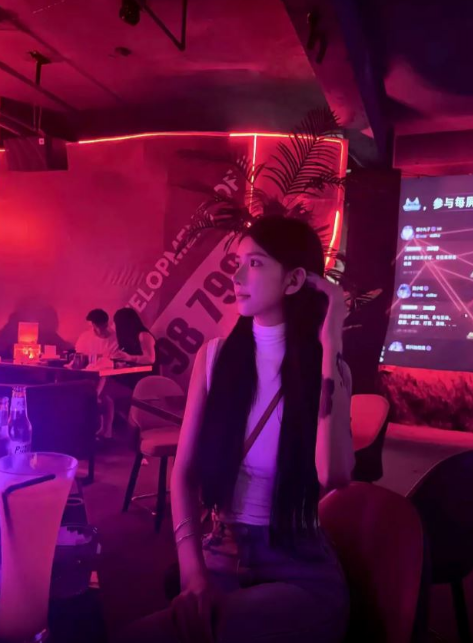 吴甄桢向家人假称在浙江工作,但其实身在柬埔寨。抖音 吴甄桢向家人假称在浙江工作,但其实身在柬埔寨。抖音