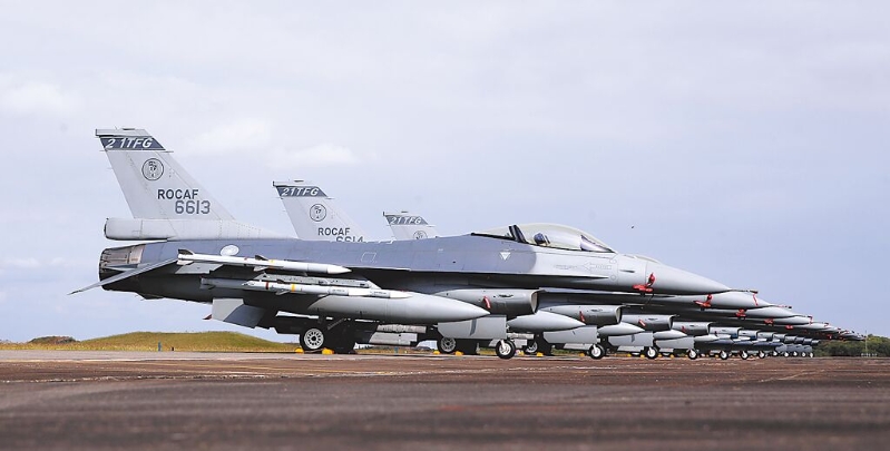 空军第4联队完成F-16V BLK20型战机换装。( 空军第4联队完成F-16V BLK20型战机换装。(