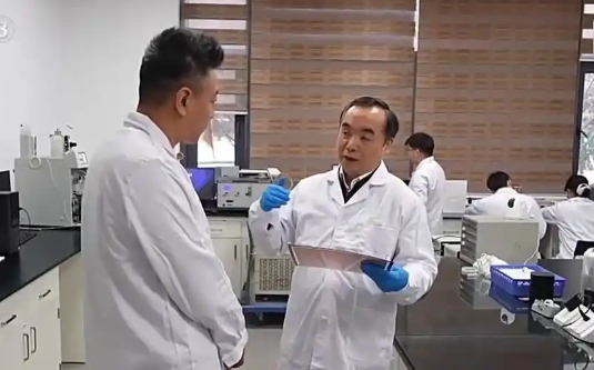 为航天器提供电力保障!中国成功研发叠层柔性太阳能电池