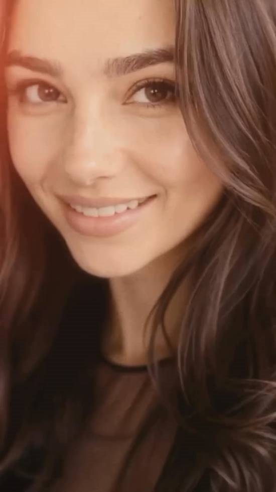 全球首个AI美女演员诞生!星爵演员破大防怒喷