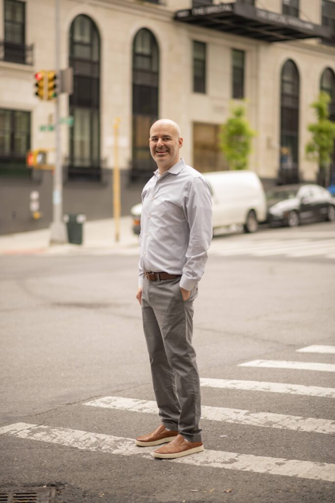 Jay Mandel曾任万事达卡全球社交媒体副总裁、IBM等大机构。 Jay Mandel曾任万事达卡全球社交媒体副总裁、IBM等大机构。