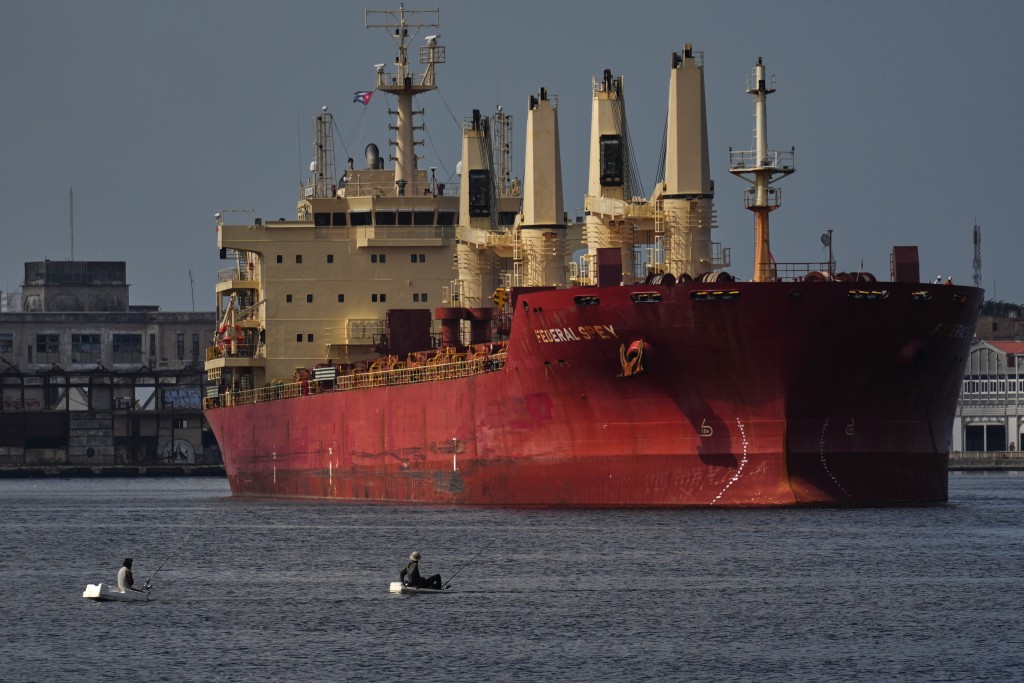 传美拟封锁古巴的石油进口。 传美拟封锁古巴的石油进口。