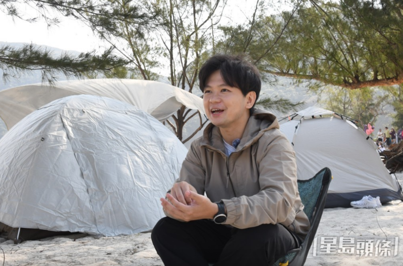 经营露营YouTube频道《全职路人》的Desmond接受《星岛》专访。 经营露营YouTube频道《全职路人》的Desmond接受《星岛》专访。