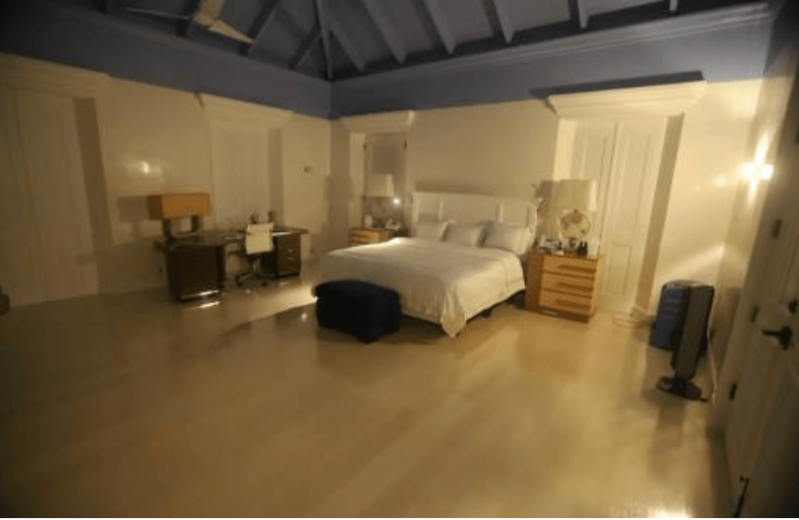 内容来自爱泼斯坦位于美属维京群岛的小圣詹姆斯岛 内容来自爱泼斯坦位于美属维京群岛的小圣詹姆斯岛