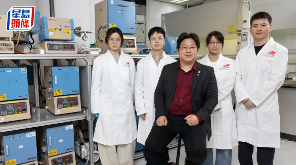 城大团队研发新型锂电池正极材料 城大团队研发新型锂电池正极材料