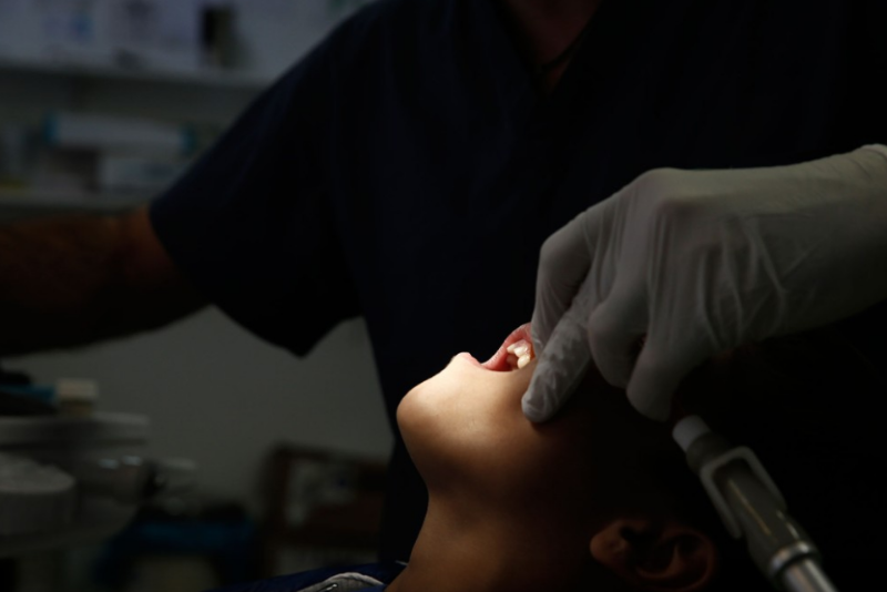 传闻以色列特工扮牙医,在伊朗高层牙齿植入追踪器 传闻以色列特工扮牙医,在伊朗高层牙齿植入追踪器
