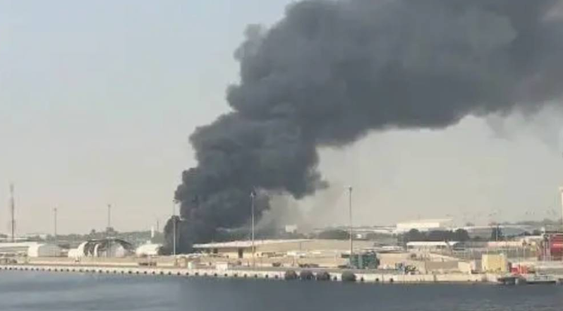 滞留迪拜中国船员拍摄的视频截图 滞留迪拜中国船员拍摄的视频截图