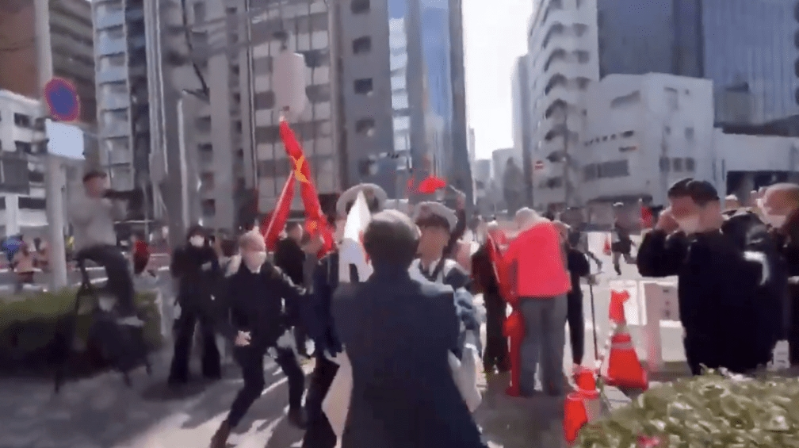 撞华人1 撞华人1