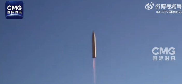 伊朗发射超重型导弹 伊朗发射超重型导弹