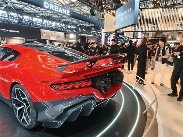 零百加速1.8秒!追觅首款汽车亮相 手握60万+买它还是小米SU7 Ultra