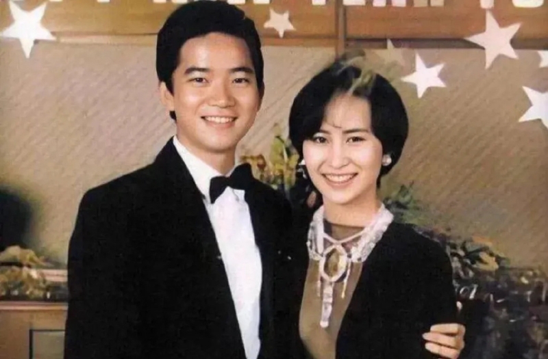 陈百强和赌王千金何超琼。 陈百强和赌王千金何超琼。