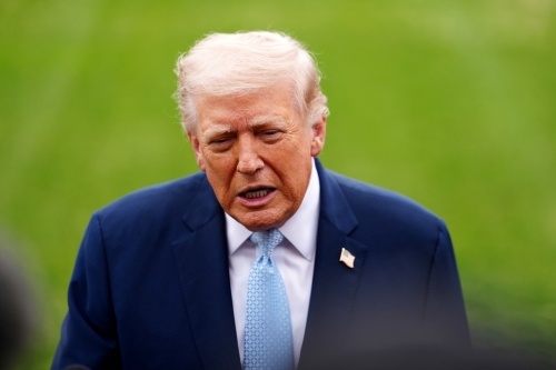 特朗普打伊朗踢铁板面临3大意外 特朗普打伊朗踢铁板面临3大意外