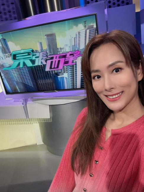 吴幸美是《东张西望》台柱之一。 吴幸美是《东张西望》台柱之一。