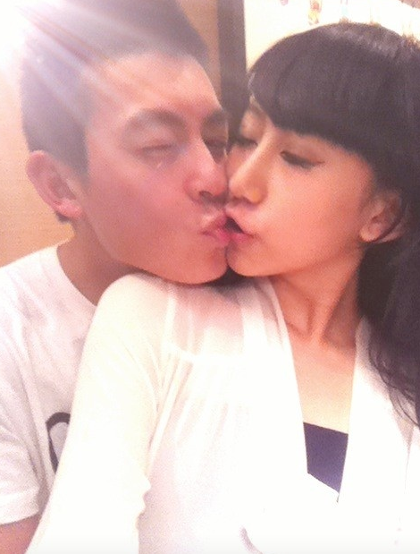 当年Cammi因啜爆陈冠希的照片流出,一举成名。 当年Cammi因啜爆陈冠希的照片流出,一举成名。