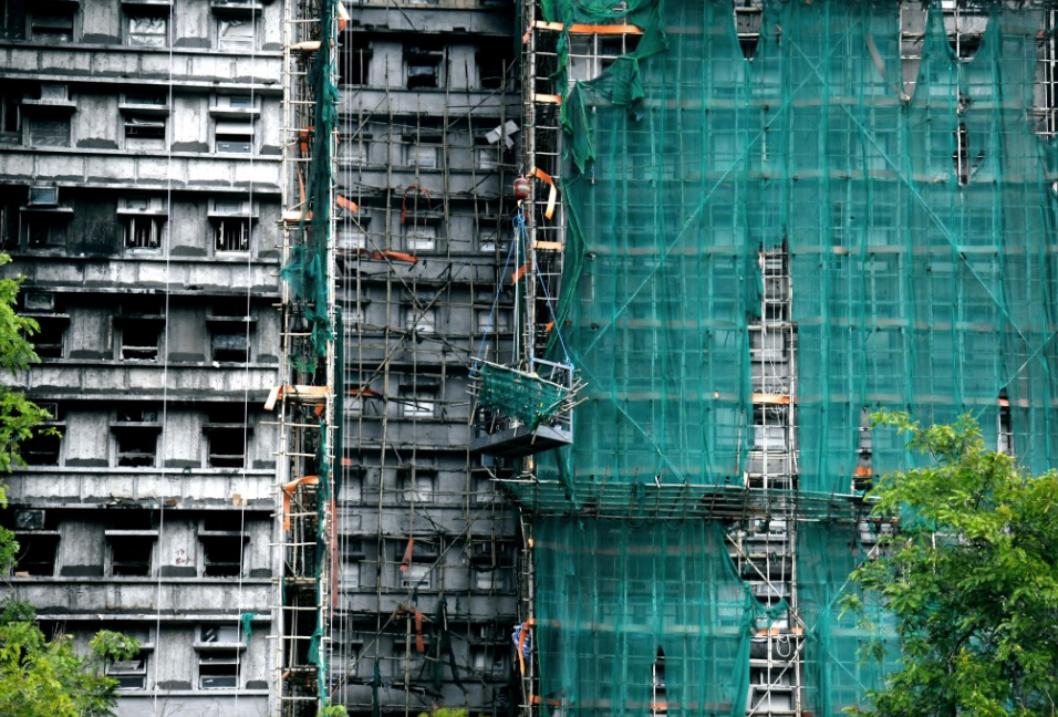 宏福苑大火,揭露大维修大厦常年出现的围标问题。 宏福苑大火,揭露大维修大厦常年出现的围标问题。