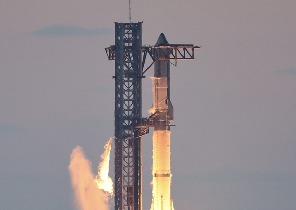 估值1.25万亿美元 SpaceX目标6月挂牌上市:马斯克更有钱了