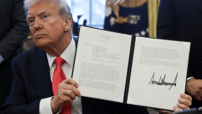 美钞将印特朗普签名 美钞将印特朗普签名