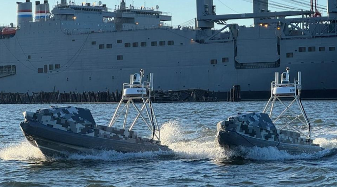 美军首度证实部署无人侦察艇 美军首度证实部署无人侦察艇