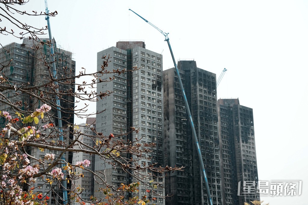 宏福苑大火发生至今已经4个月。 宏福苑大火发生至今已经4个月。