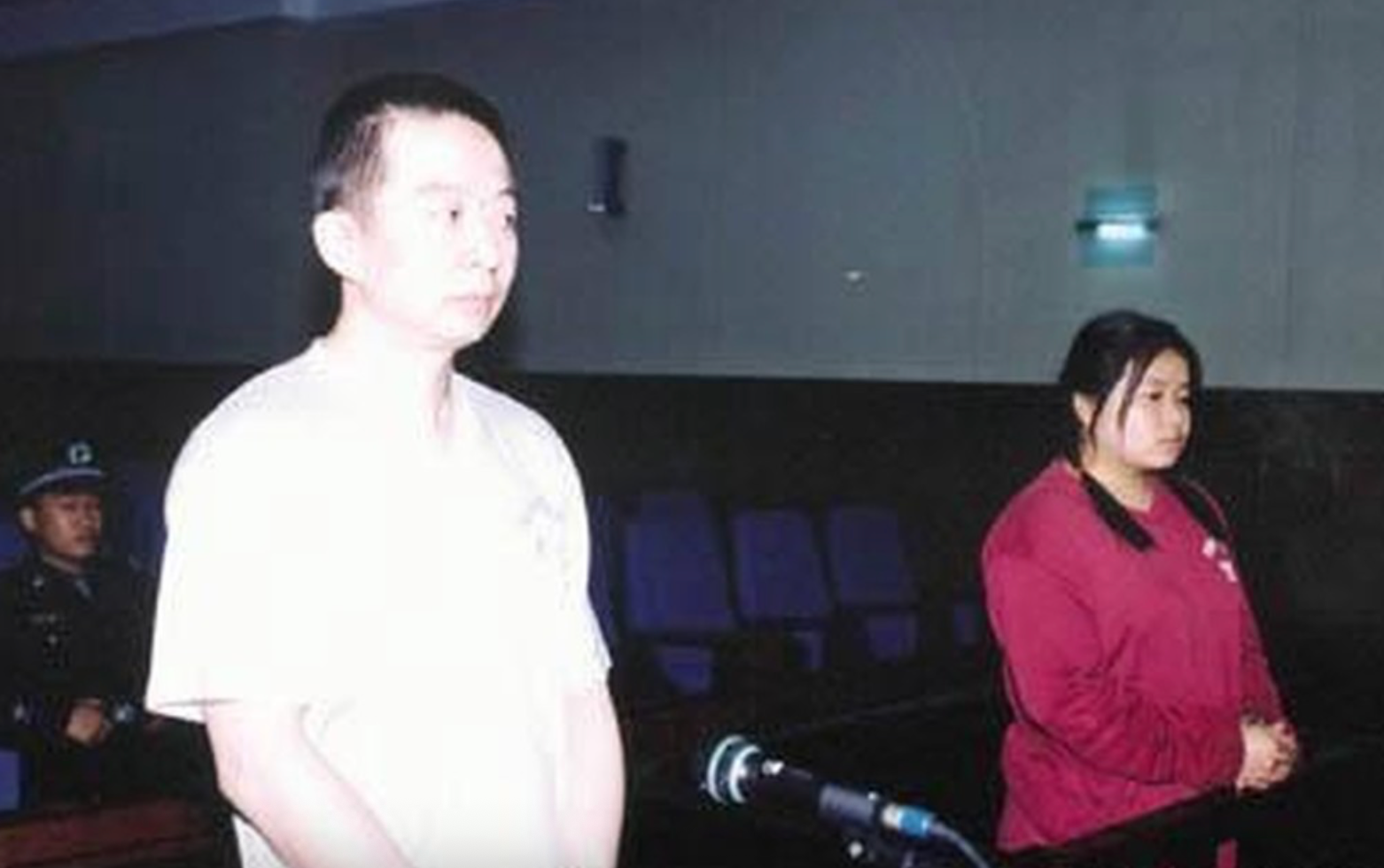 马勇(男,湖南衡东县人)、段智群(女、四川蓬溪县人)被判死刑。 马勇(男,湖南衡东县人)、段智群(女、四川蓬溪县人)被判死刑。