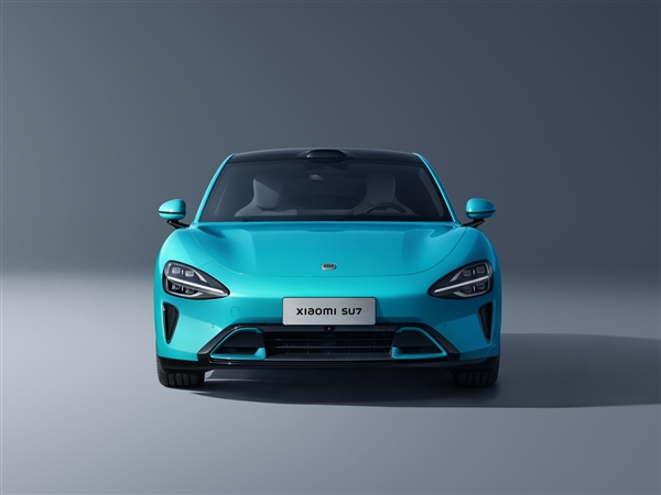 颜值即正义!新小米SU7销售报告:女性客户居多忠诚度极高 最大竞品特斯拉