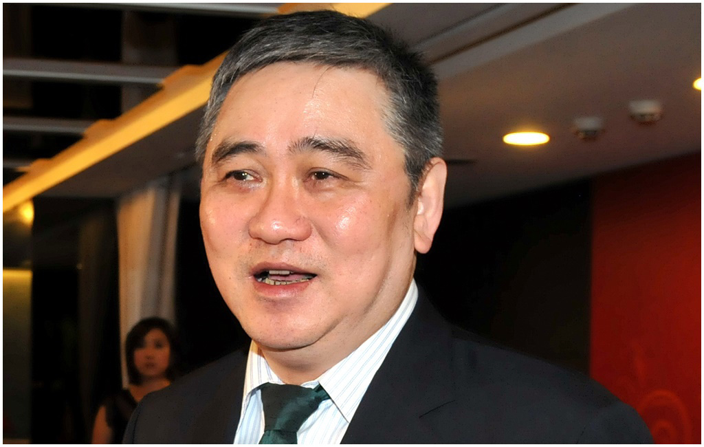 王文洋被周刊爆料有新绯闻。 王文洋被周刊爆料有新绯闻。