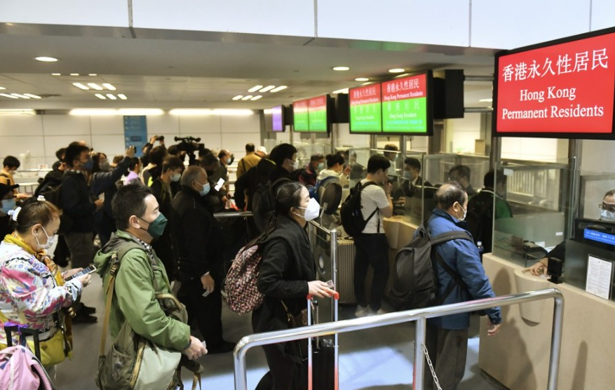 入境高峰预计集中在6日及7日。 入境高峰预计集中在6日及7日。