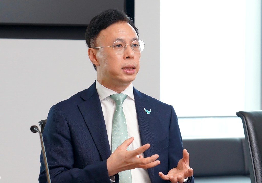 证监会市场监察部执行董事梁仲贤。 证监会市场监察部执行董事梁仲贤。