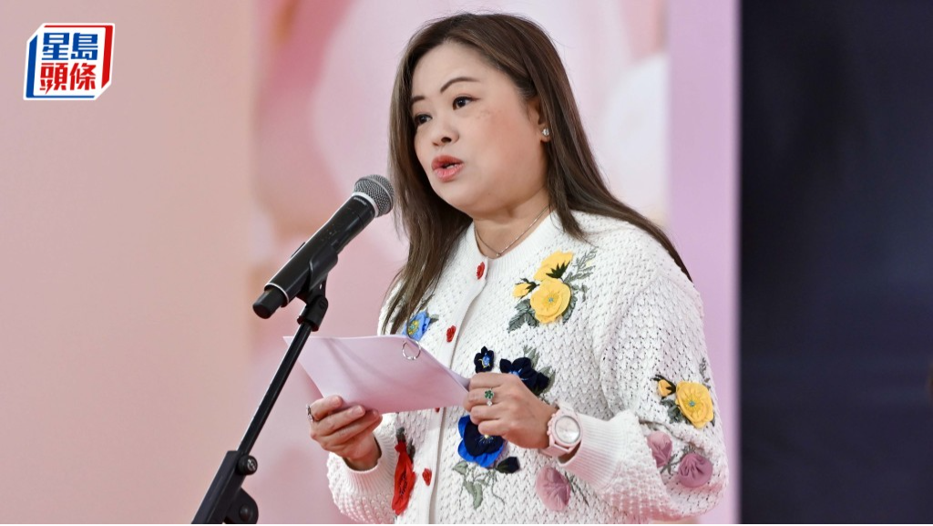 文化体育及旅游局局长罗淑佩表示,访港旅客成绩理想,若趋势持续,全年整体旅客数字将高于预期,期望“人气来,财气都来”。 文化体育及旅游局局长罗淑佩表示,访港旅客成绩理想,若趋势持续,全年整体旅客数字将高于预期,期望“人气来,财气都来”。