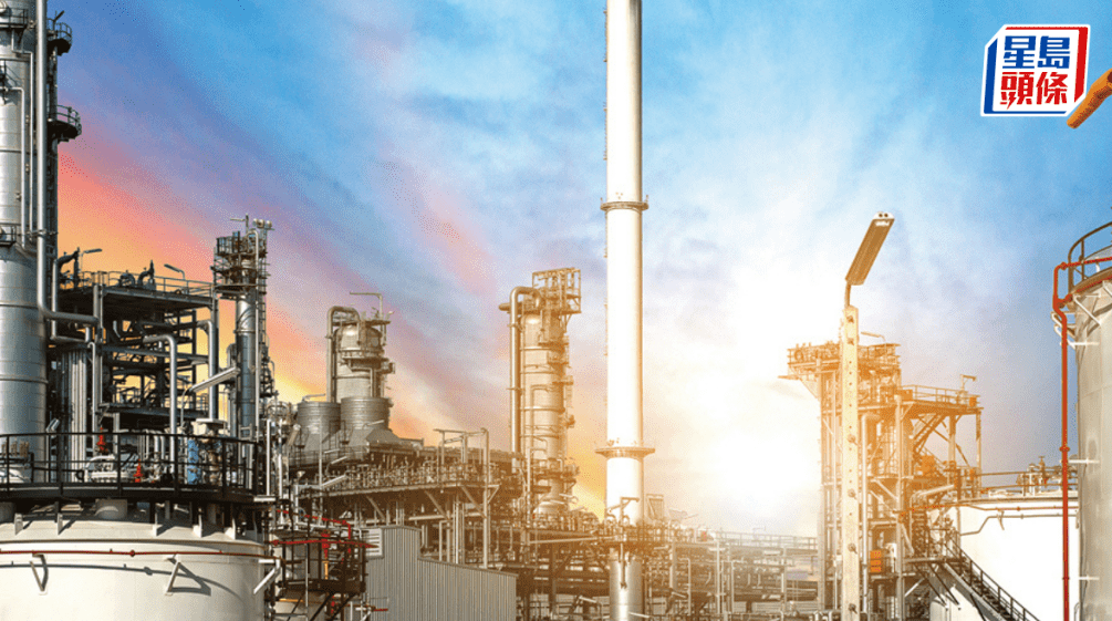 美国与伊朗达成一项附带条件的两周停火协议,其中包括重新开放霍尔木兹海峡。 美国与伊朗达成一项附带条件的两周停火协议,其中包括重新开放霍尔木兹海峡。