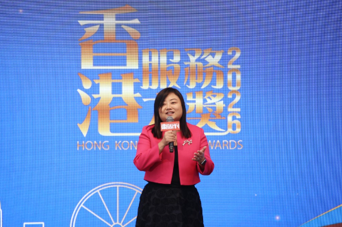 香港旅游发展局企业事务总经理李桦指出,香港近年积极发展无处不旅游,在访港旅客调查的多个项目中取得的分数历年最高。 香港旅游发展局企业事务总经理李桦指出,香港近年积极发展无处不旅游,在访港旅客调查的多个项目中取得的分数历年最高。