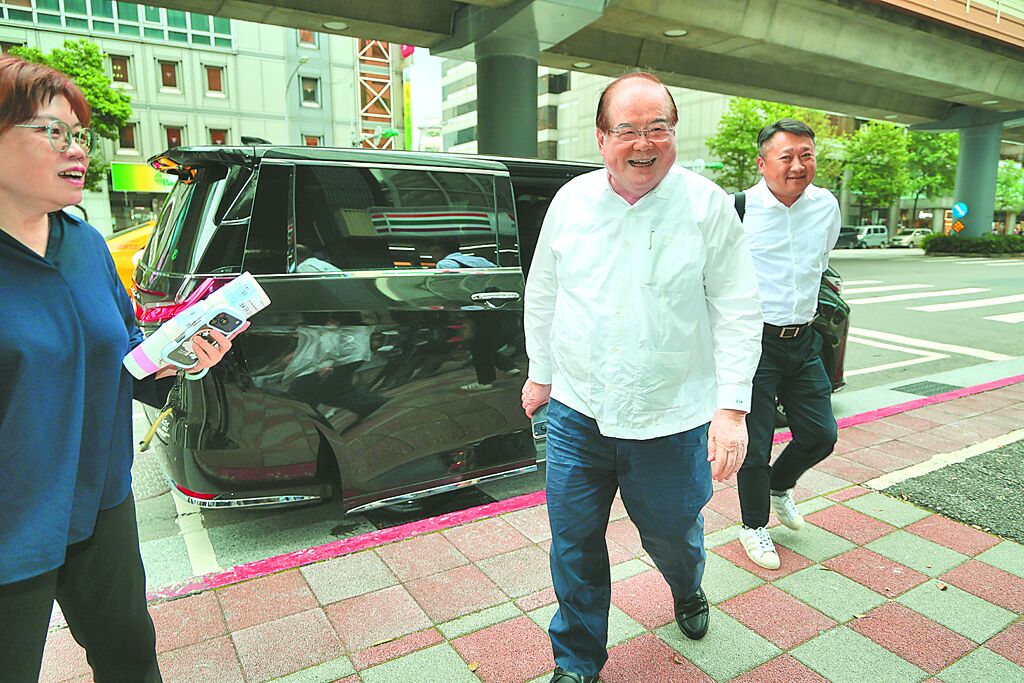 国民党副主席李乾龙 国民党副主席李乾龙