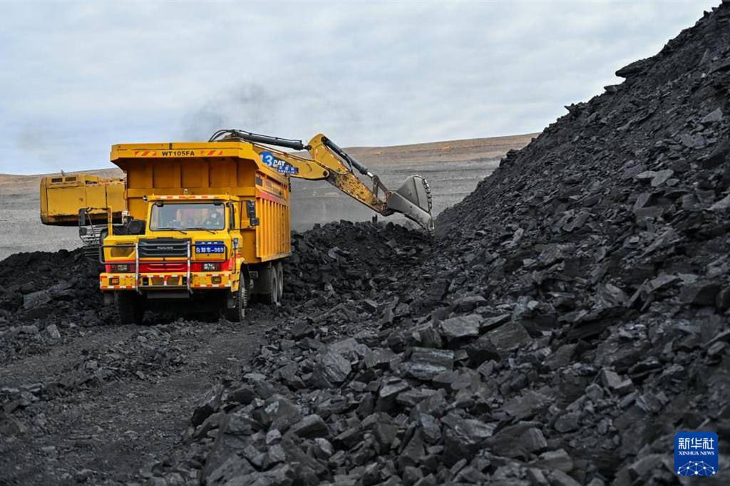 彭博报导指出,在能源安全紧张之际,中国重启煤制气项目。 彭博报导指出,在能源安全紧张之际,中国重启煤制气项目。