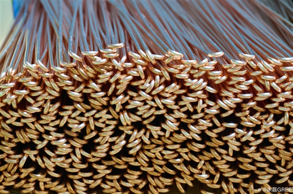 格力市场总监朱磊晒工厂图:铜管堆成山!坚决不用铝代铜