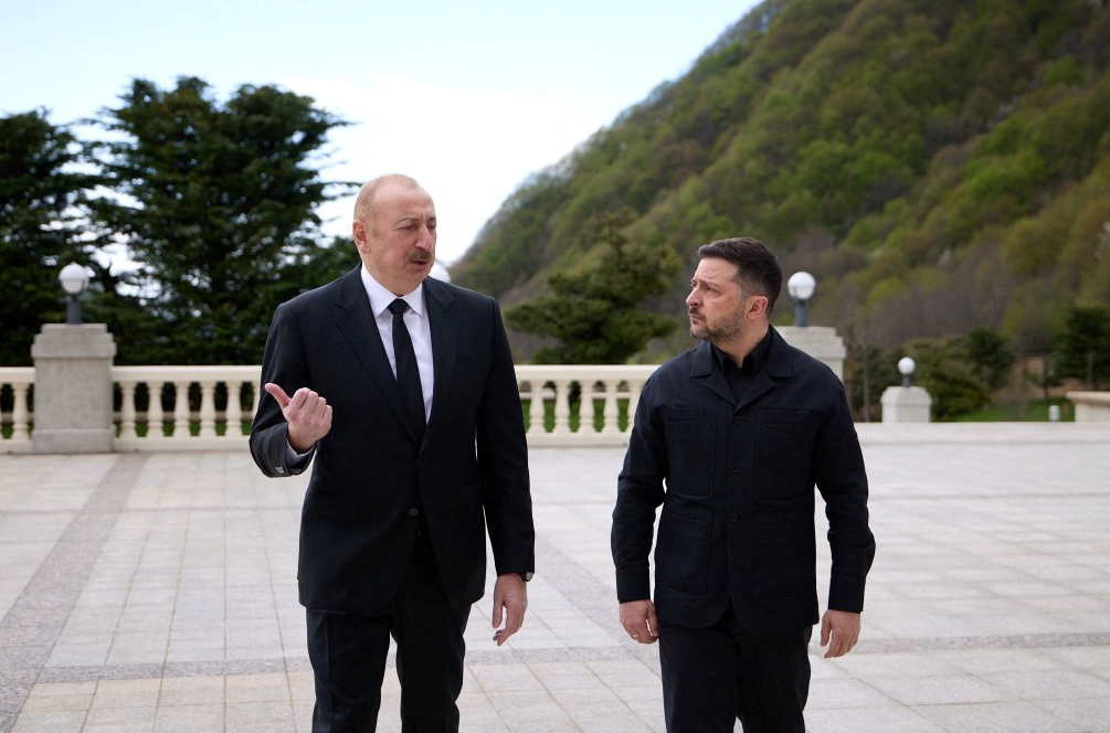 泽连斯基访阿塞拜疆签安全及能源合作协议 泽连斯基访阿塞拜疆签安全及能源合作协议