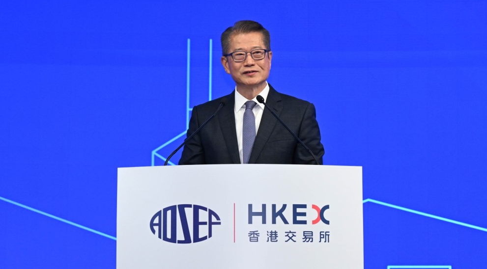 陈茂波指会做好配套及热门景点人流管理 陈茂波指会做好配套及热门景点人流管理