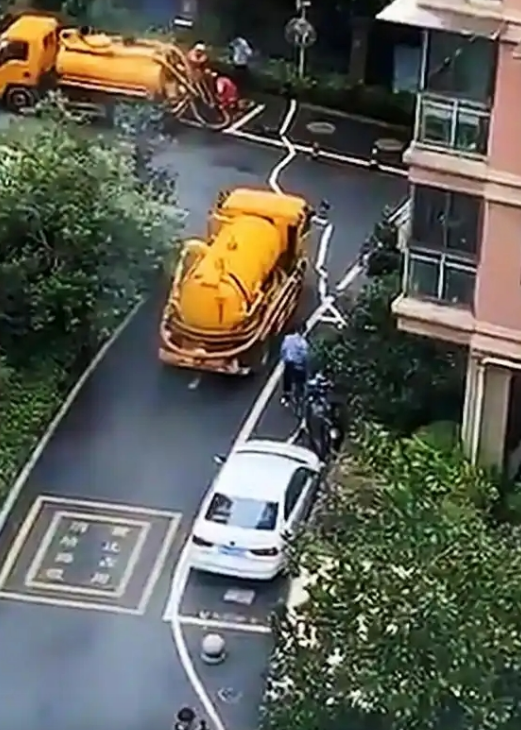 38车粪水筛出铁证。 38车粪水筛出铁证。