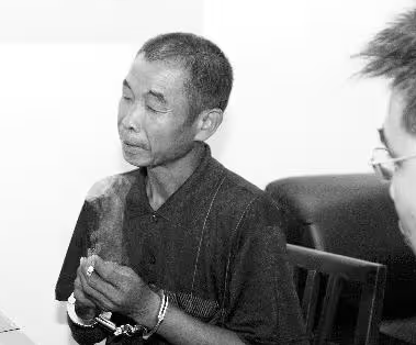 2006年陕西汉阴特大杀人案,凶手邱兴华。 2006年陕西汉阴特大杀人案,凶手邱兴华。