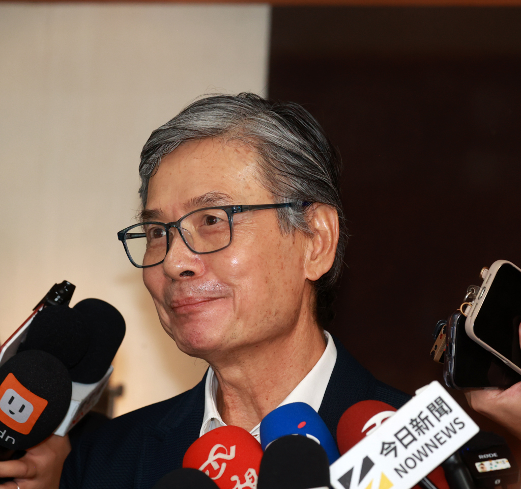 金溥聪27日接受中广的广播节目专访后受访 金溥聪27日接受中广的广播节目专访后受访