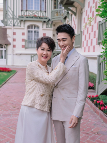 何猷君与奚梦瑶。3 何猷君与奚梦瑶。3