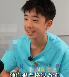 陈小春应采儿虎爸虎妈行径曝光 陈小春应采儿虎爸虎妈行径曝光