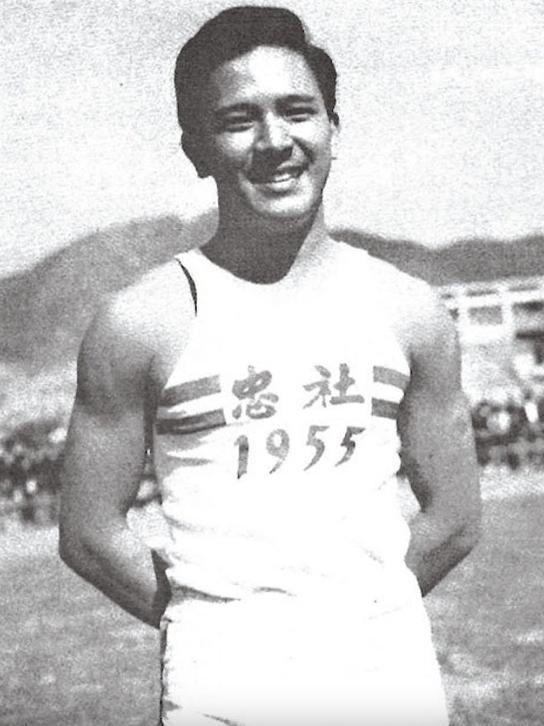 钟景辉年轻时好阳光壮健。(网上图片) 钟景辉年轻时好阳光壮健。(网上图片)